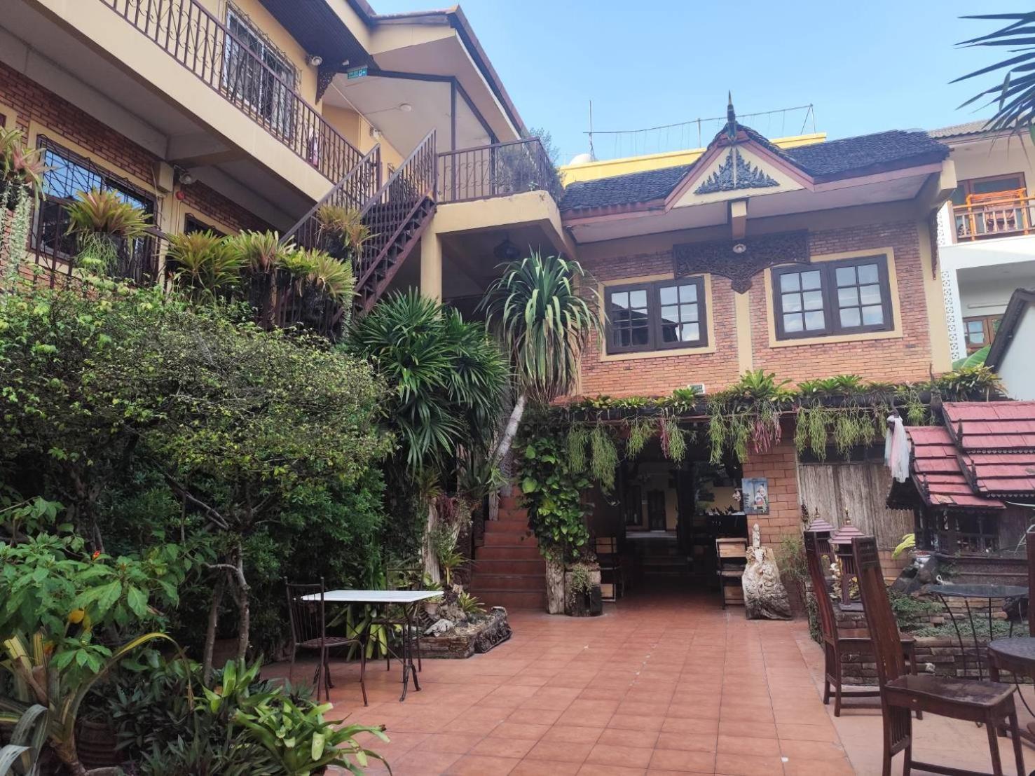 Hotel S.K. House 1 Chiang Mai Esterno foto