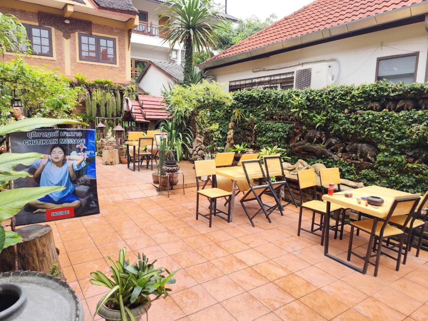 Hotel S.K. House 1 Chiang Mai Esterno foto