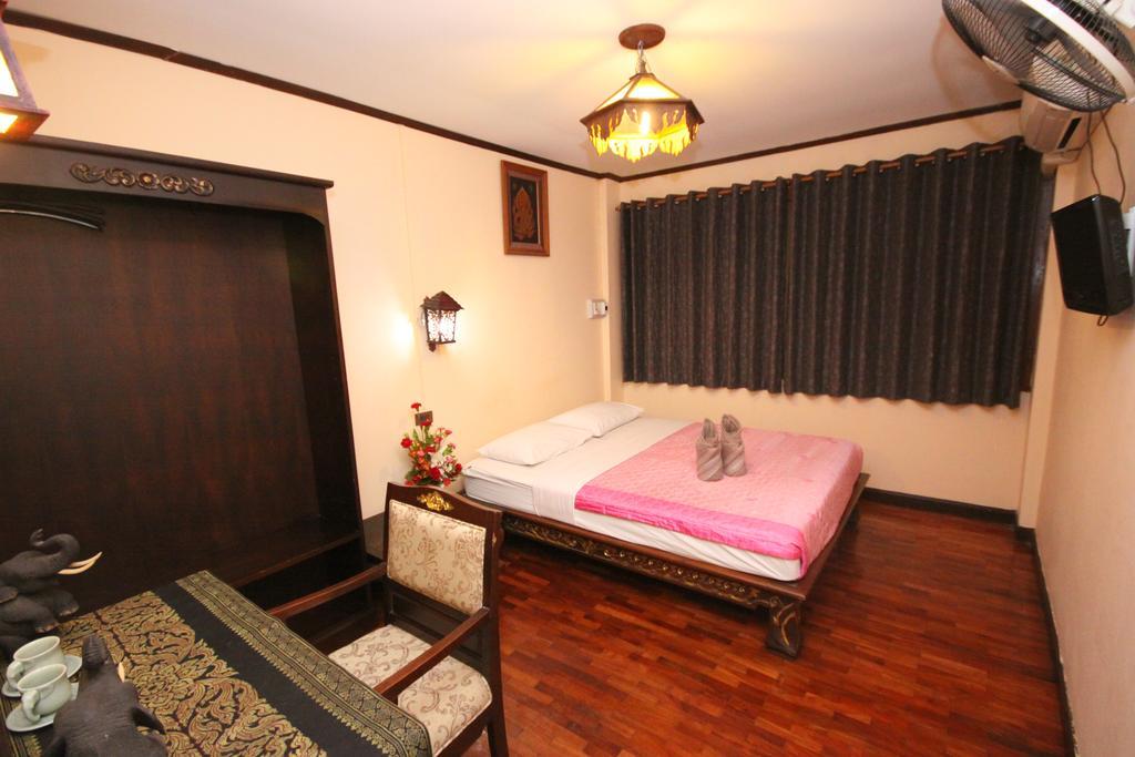 Hotel S.K. House 1 Chiang Mai Esterno foto